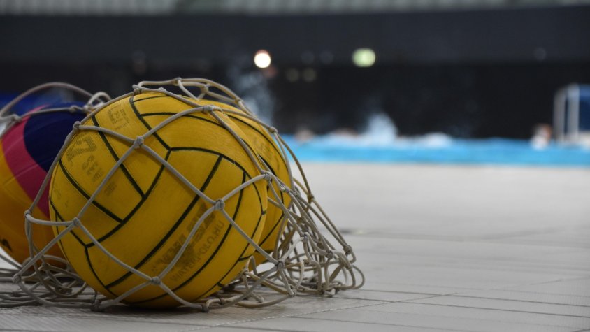El Club Natació Olot jugarà el play-off per quedar-se a la Primera Catalana de waterpolo