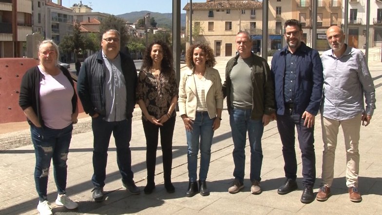 La cap de llista d’ERC per Girona diu que no haver aprovat els darrers pressupostos suposa retardar, encara més, la construcció de la variant d’Olot