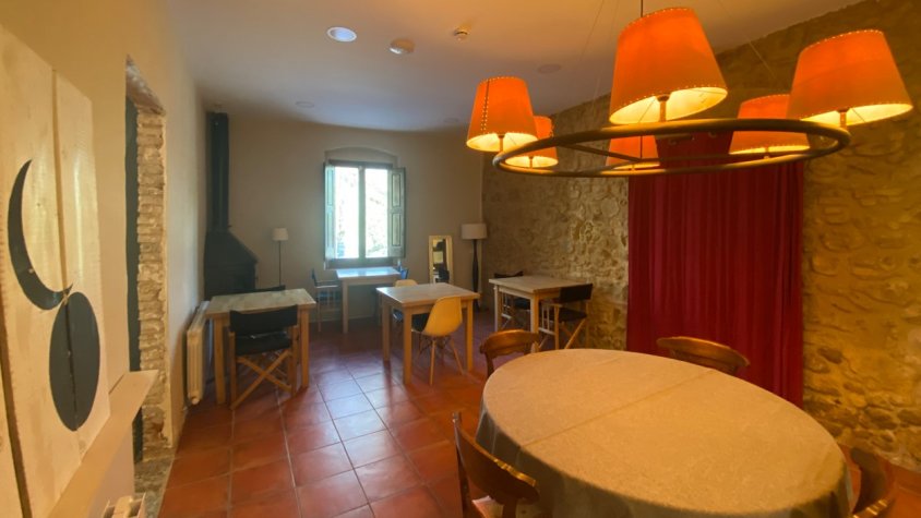 Preocupació a la Vall de Bianya per la instal·lació d’una quarantena de menors no acompanyats a la casa de colònies de Sant Salvador