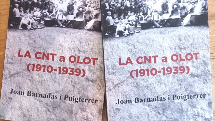 Joan Barnadas recull en un llibre la història de la CNT a Olot entre els anys 1910 i 1939