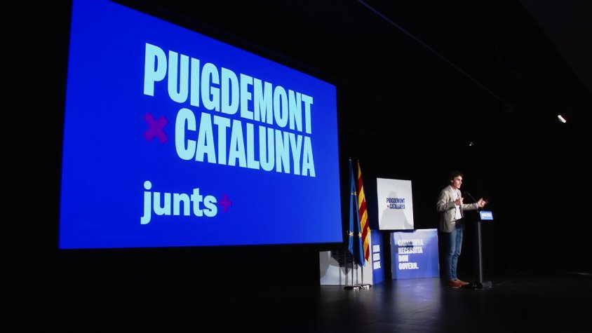 Imatge de l'acte del partit d'aquest dimecres a la Sala Torín d'Olot