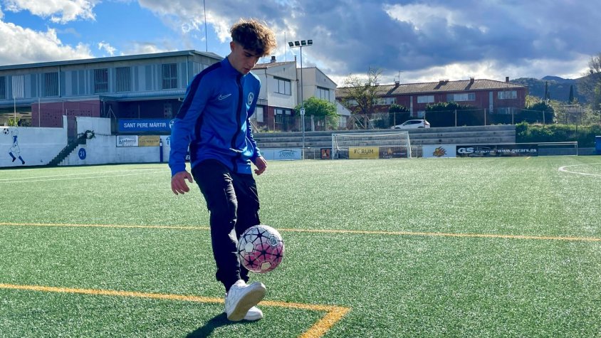 El garrotxí Arnau Viladegut assoleix la permanència amb el Nàstic de Manresa