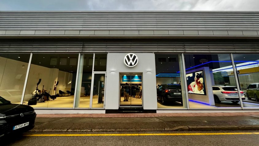Autopodium Volkswagen renova el seu concessionari a Olot