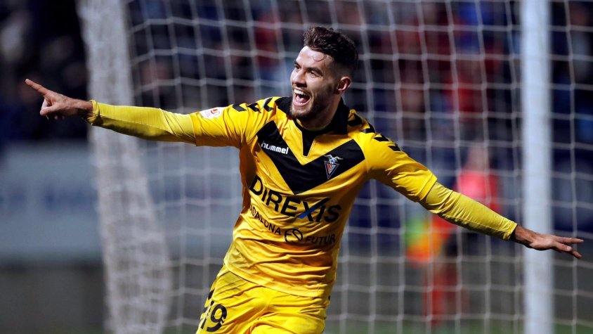 La Unió Esportiva Olot fitxa el davanter Chema Moreno