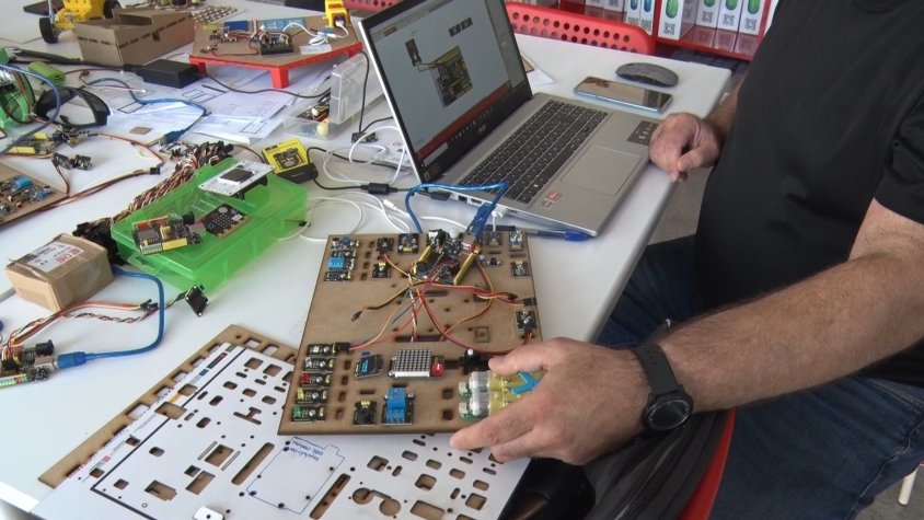 L’arribada de la tecnologia a les aules ja és una realitat