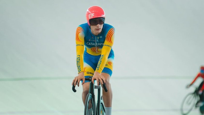 Mantenir una bona col·locació per pujar el ritme en un moment concret és el secret d’una bona carrera del ciclisme en pista