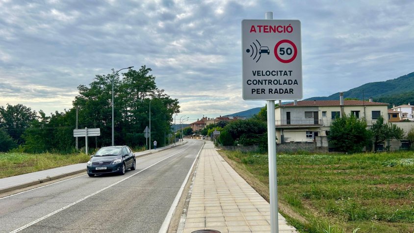 Continuen els treballs per pacificar l'entrada dels vehicles a les Planes