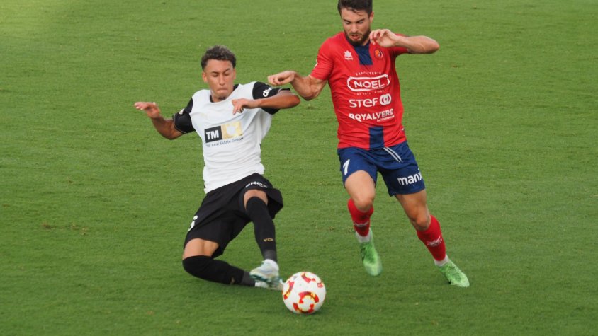 L'Olot paga una factura massa cara en la seva estrena a Segona RFEF