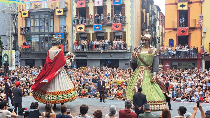 La faràndula es converteix en la gran protagonista a l’equador de les Festes del Tura