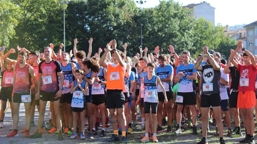 El Centre Excursionista d’Olot confia reunir unes 200 persones a la Volta pels Volcans d’Olot