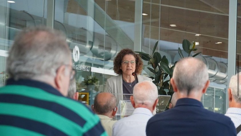 El Club Natació Olot homenatja els socis més antics