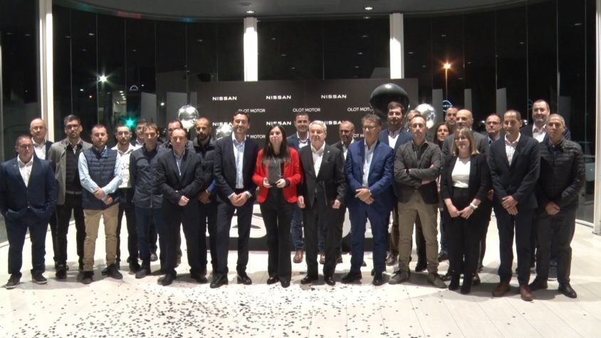 Trencar els mites que envolten els cotxes elèctrics i potenciar-ne la seva venda des de l’Estat són algunes de les reivindicacions que ha fet el president de Nissan Espanya, Christian Costaganna