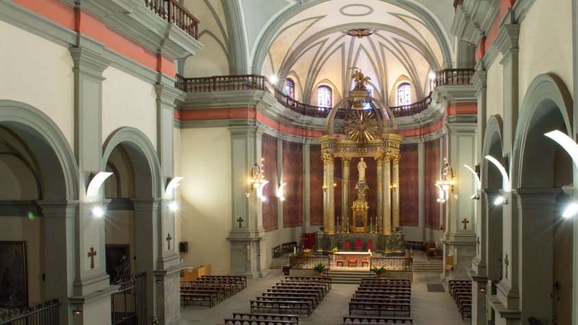 El Triangle Sacre, la visita guiada per recórrer, descobrir i conèixer els principals indrets relacionats amb l’art sacre d’Olot