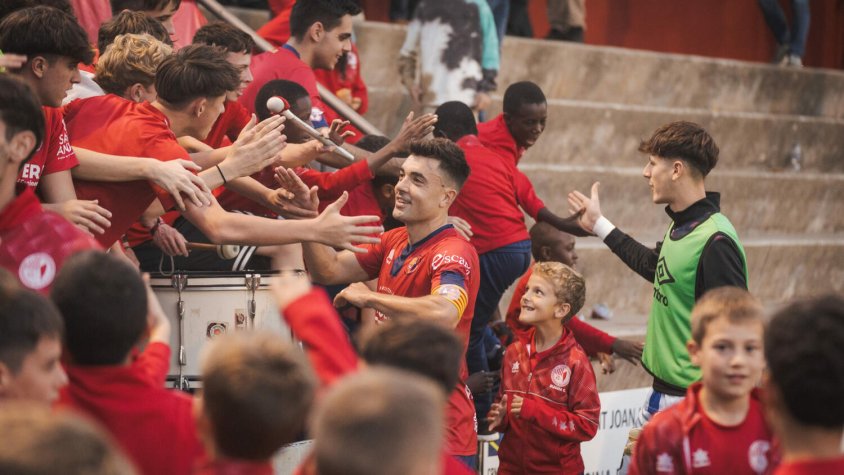 La Unió Esportiva Olot rep el Mallorca B amb la baixa de Marc Mas