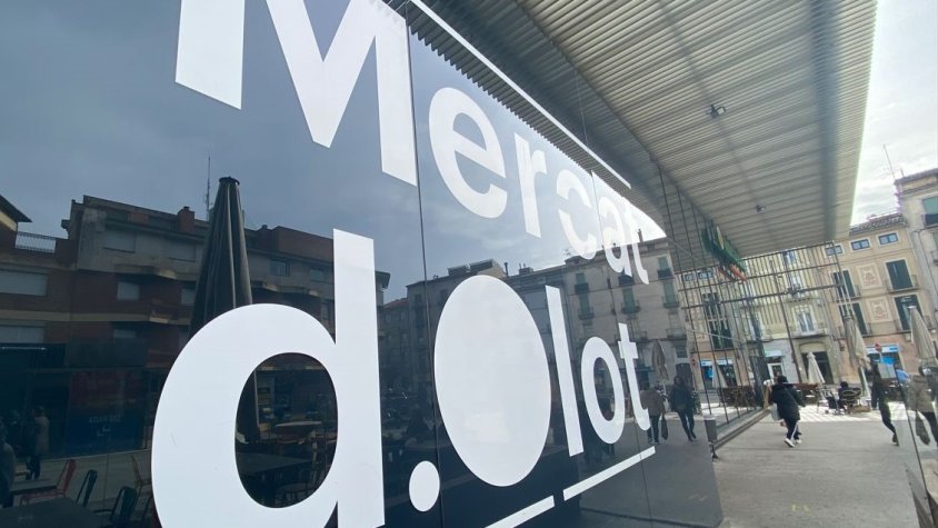 El producte de proximitat consolida la Plaça Mercat d’Olot com un referent a Catalunya