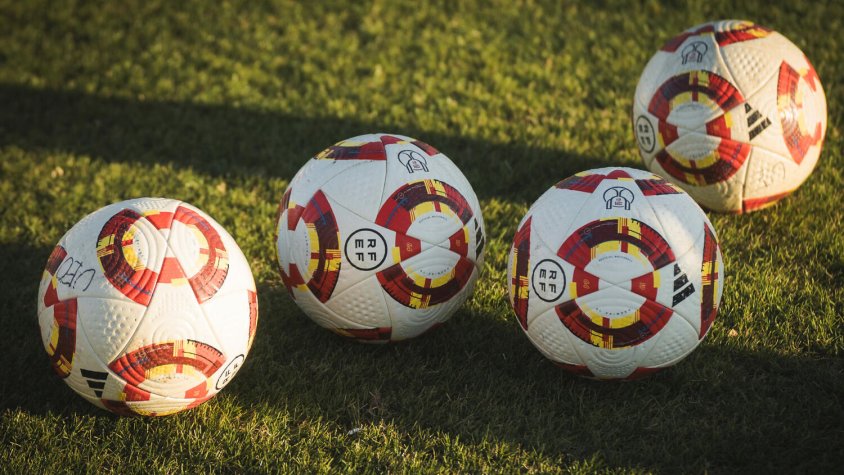 La Unió Esportiva Olot rebrà demà el Barça Atlètic en el primer partit de l’any