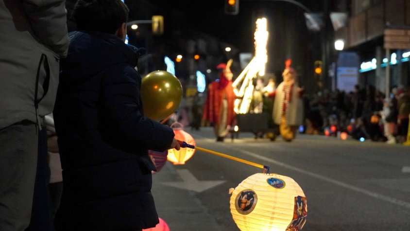 Olot viu una de les cavalcades més multitudinàries de la seva història