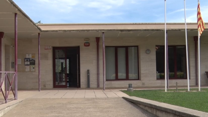 L’Ajuntament de Maià estudiarà la manera de fer un sender entre l’entrada del poble i la parada de bus
