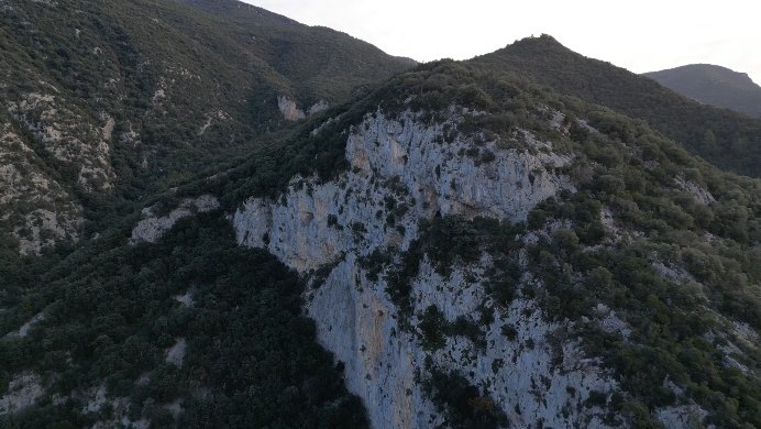 L’Associació d’Escaladors de l’Alta Garrotxa demana a la Generalitat que no se'ls restringeixi la seva activitat