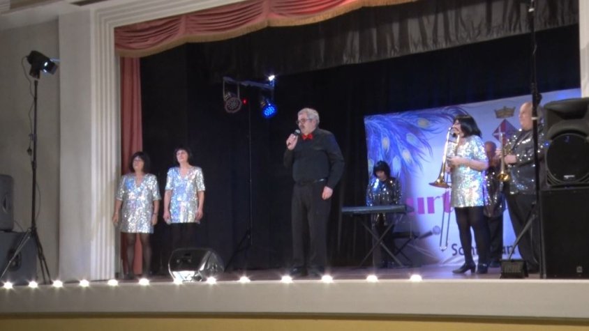 La companyia “Surti com Surti” tanca la temporada amb un espectacle final a Sant Joan les Fonts