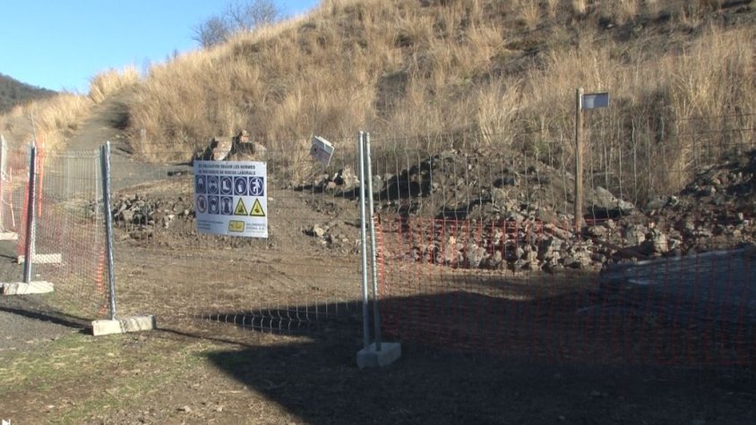 Comencen les obres de millora a les escales d’accés al Volcà Montsacopa