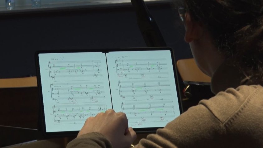 Quatre músics preparen l’estrena de dues partitures en una estada a la residència musical de Faberllull