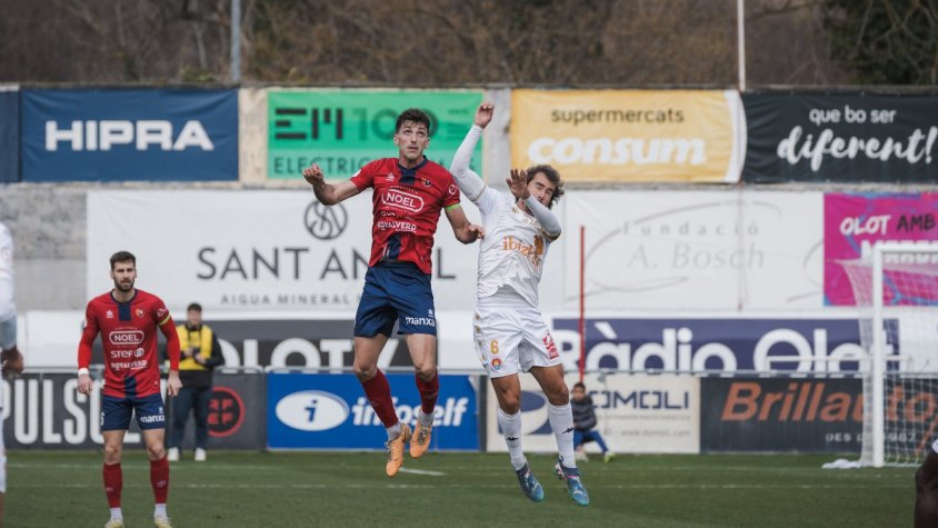 L’Olot visita el Lleida per sortir del descens