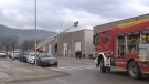 Un incendi crema una nau industrial al polígon de la Canya