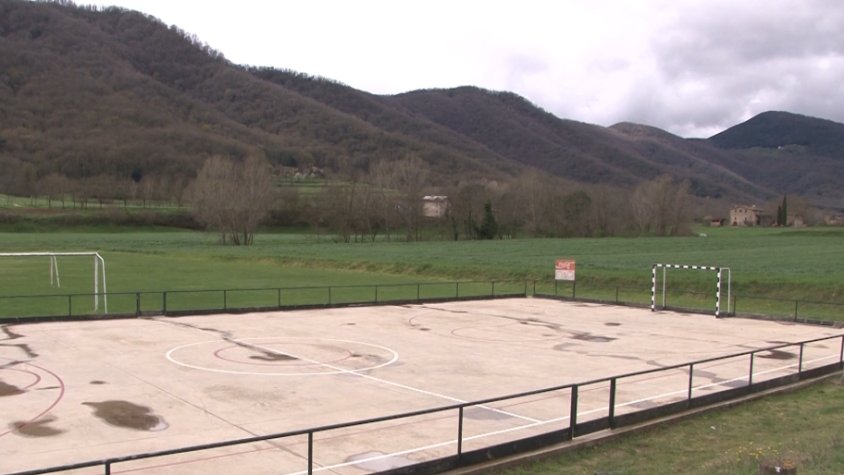 L’Ajuntament de la Vall de Bianya urbanitzarà els terrenys de l’Hostalnou on hi ha d’anar la futura escola