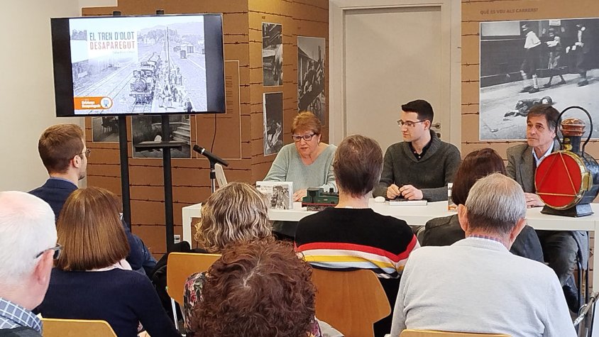 El tren d’Olot protagonitza un nou volum de la col·lecció ‘Catalunya Desapareguda’
