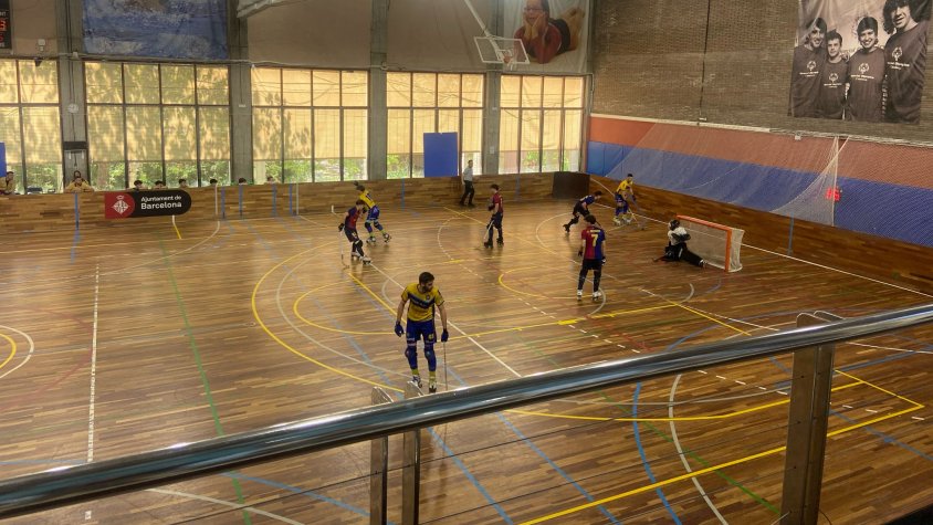 L’Hoquei Olot guanya a Llars Mundet i segueix viu en la lluita pel play-off (2-5)