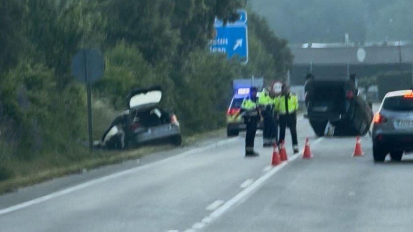 Una dona ferida greu en un accident a la N-260z en direcció a Sant Joan les Fonts