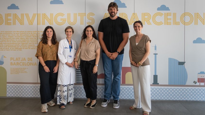 Marc Gasol visita l’Hospital Vall d’Hebron per conèixer el projecte ‘Realitat Millorada’ de la Fundació Albert Bosch