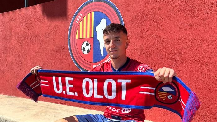L’Olot fitxa al lateral dret Víctor Maffeo