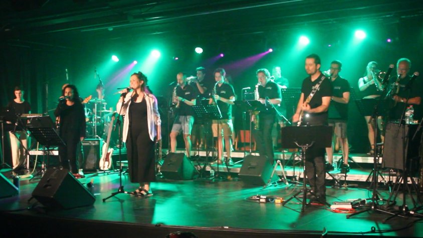 Sinkopats, un grup de versions en format ‘big band’, està de gira