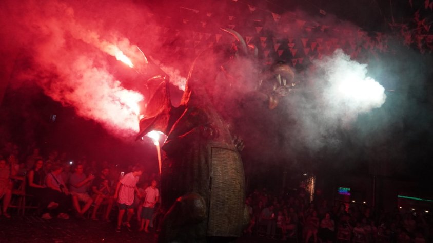 Els veïns del Carme celebren la festa del barri amb més força que mai