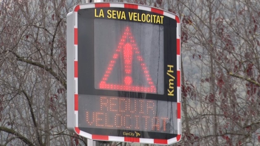 La Generalitat estudia canviar la llei per reduir la velocitat a les travesseres urbanes dels municipis