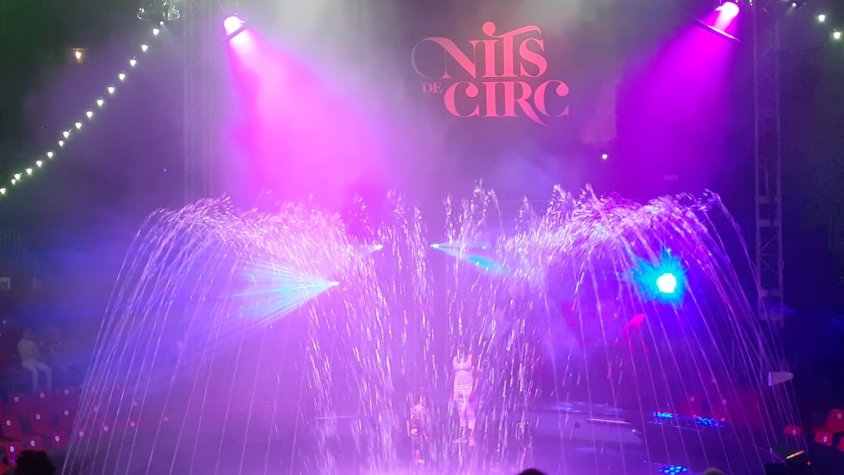 La cinquena edició de Nits de Circ estrena la pista aquàtica a Besalú