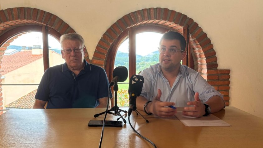 Marc Puig i Francesc Oliveras exigeixen ajuda de la justícia per frenar els actes incívics d’un veí conflictiu de Sant Aniol de Finestres