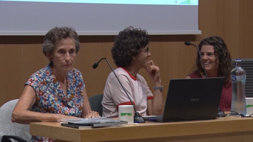 El llibre “Entre Mans” recull les experiències i inquietuds de 14 pageses en el món agrari