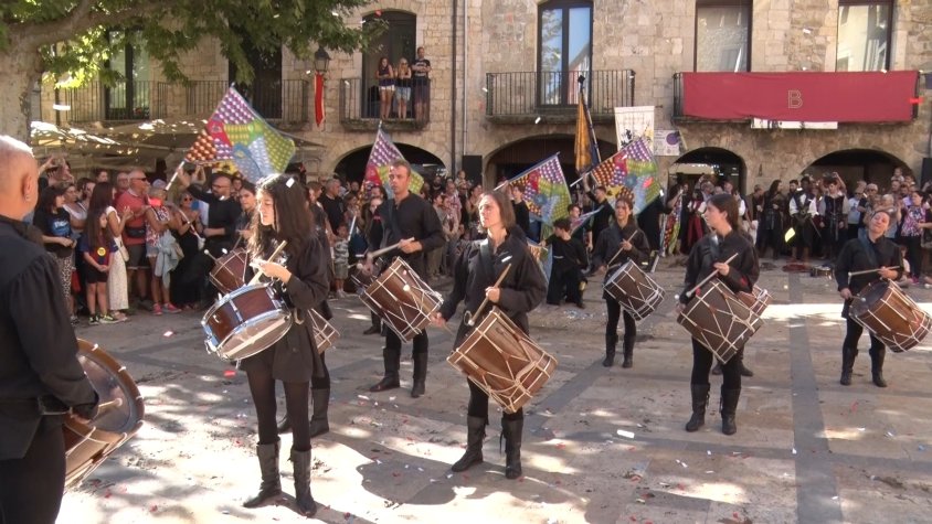40.000 persones s’endinsen al Besalú Medieval celebrat aquest cap de setmana