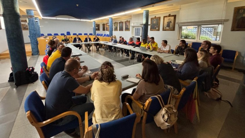 Mossos d’Esquadra i Policia Municipal d’Olot incrementaran els escorcolls en motxilles durant les Festes del Tura