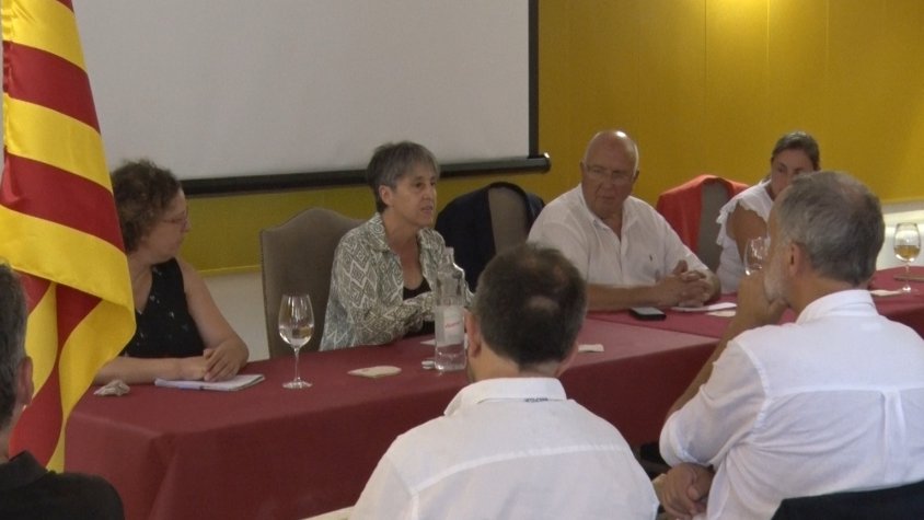 Beuda acull l’acte institucional de l’11S