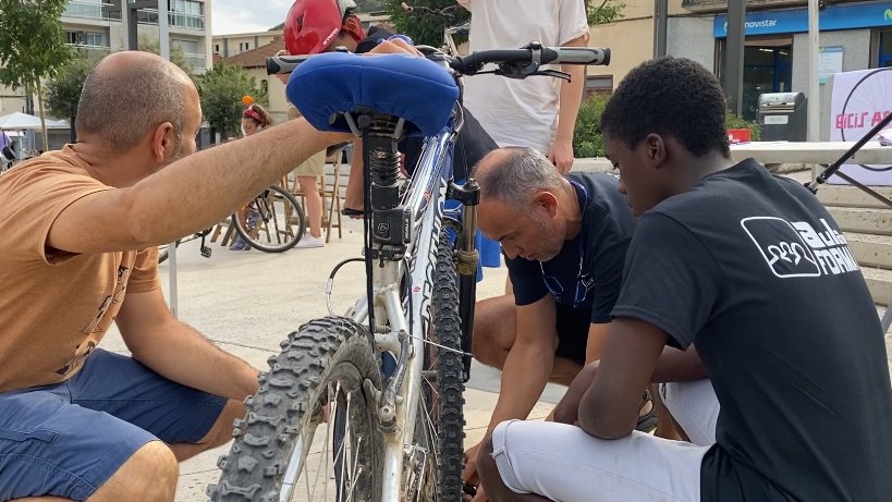 L’Ajuntament d’Olot torna a apostar pel carril bici provisional per la Setmana Europea de Mobilitat i per un seguit d’activitats més