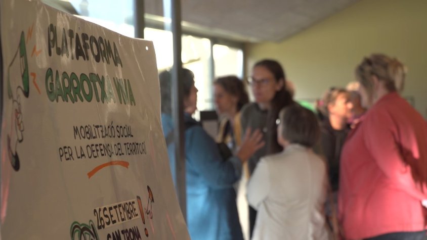 La plataforma ‘Garrotxa Viva’ reclama garanties en el projecte de la variant i que es prioritzi la preservació de l’entorn