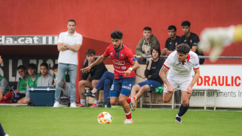 L'Olot suma un punt amarg contra el Terrassa (1-1)