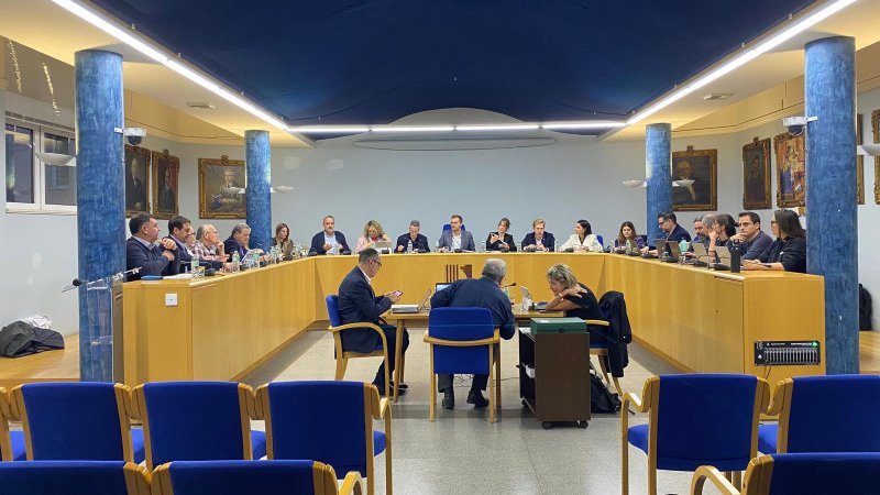 L’Ajuntament d’Olot aprova el pressupost municipal del 2026 amb àmplia majoria