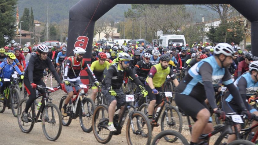 La Montcalbike de Maià de Montcal reunirà prop de 300 ciclistes en la penúltima prova de la Lliga BTT Garrotxa