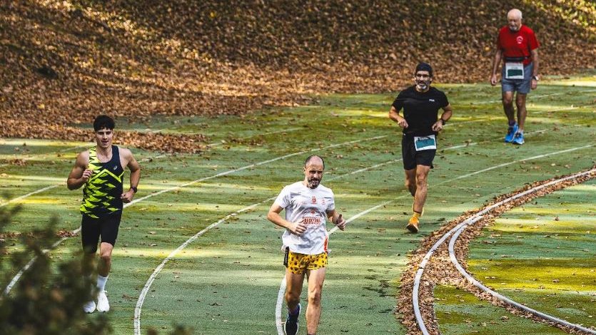 Un centenar de corredors han participat en la primera edició de les 24 Hores en Pista a Olot