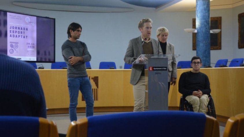 Els alumnes de 6è de primària de les escoles d’Olot podran practicar diferents esports adaptats al Pavelló Municipal